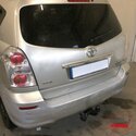 attelage-toyota-corolla-verso-06-04-04-09-rotule-amovible-sans-outil-enclenchement-horizontal-3.jpg
